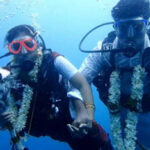 India-couple-takes-the-plunge-to-marry-underwater-1