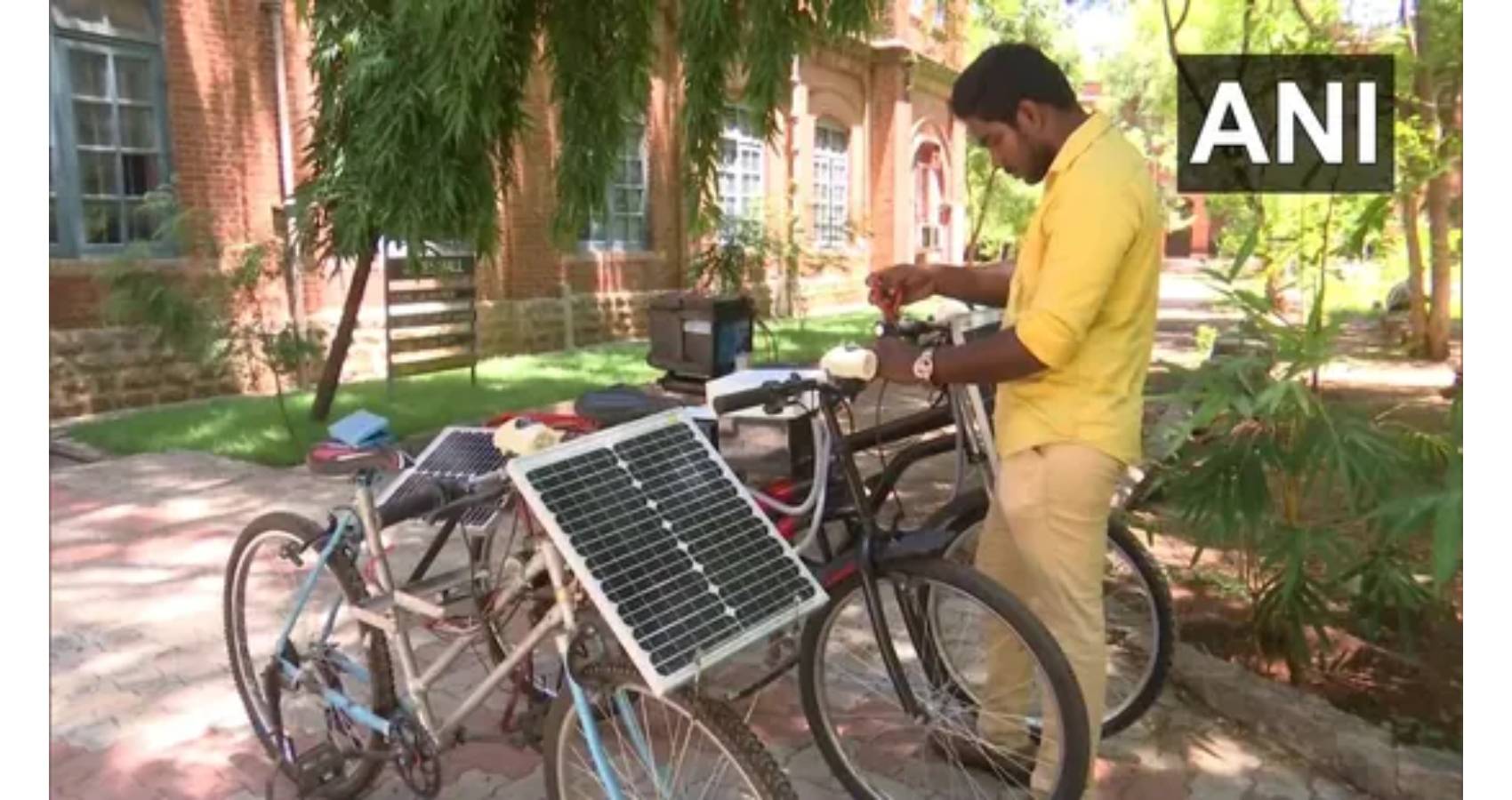 Tamil Nadu College Student’s Electric Cycle Offers 50 Kms Ride In Just Rs 1.50