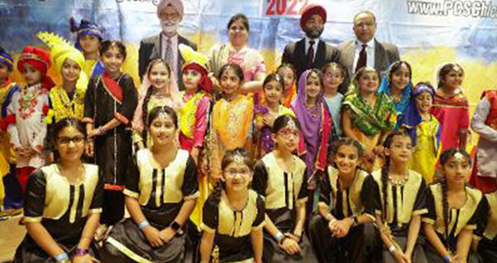 Punjabi Singers Sarbjit Cheema And Dolisha Electrify Audience At “Rangla Punjab”