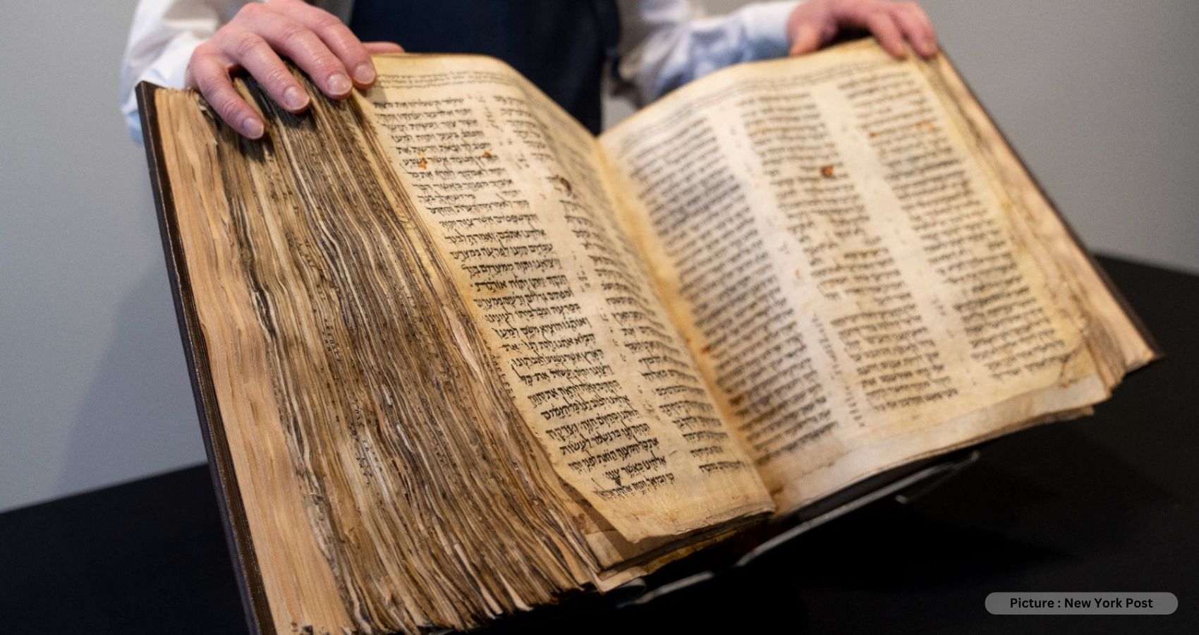 Codex Sassoon, Oldest Complete Hebrew Bible, Sells for Record $38.1m at Sotheby’s New York Auction