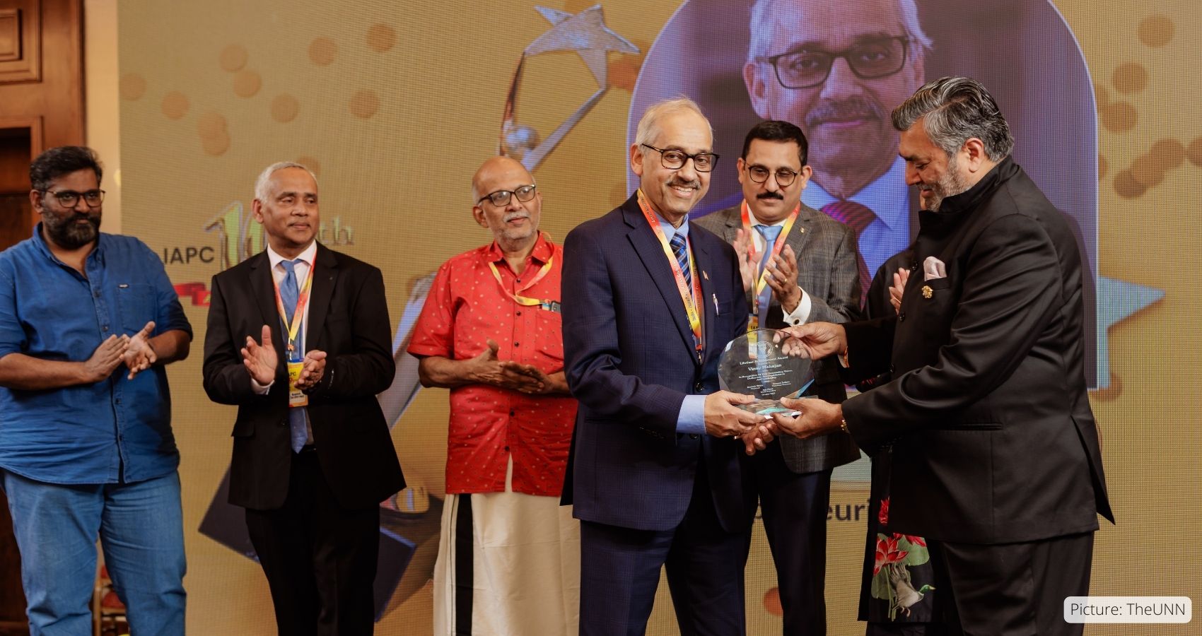 Vinay Mahajan Honored With IAPC ‘s Lifetime Achievement Award