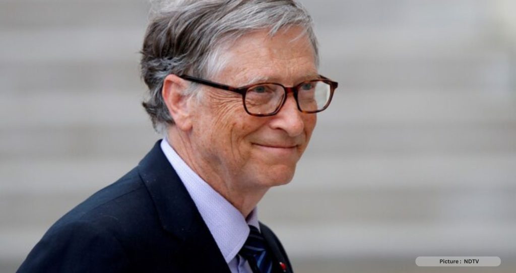 Bill Gates Foresees a Revolution: Personal AI Agents for All in the Next Five Years