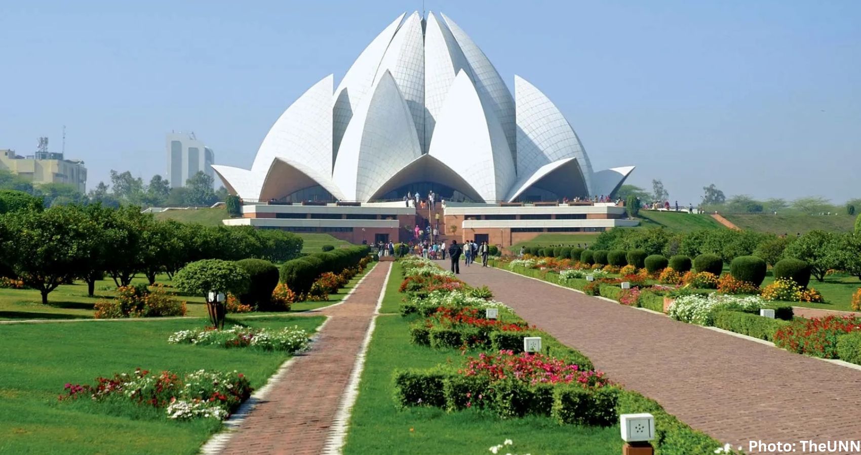 Lotus Temple In Delhi Proclaims Universality of Humanity