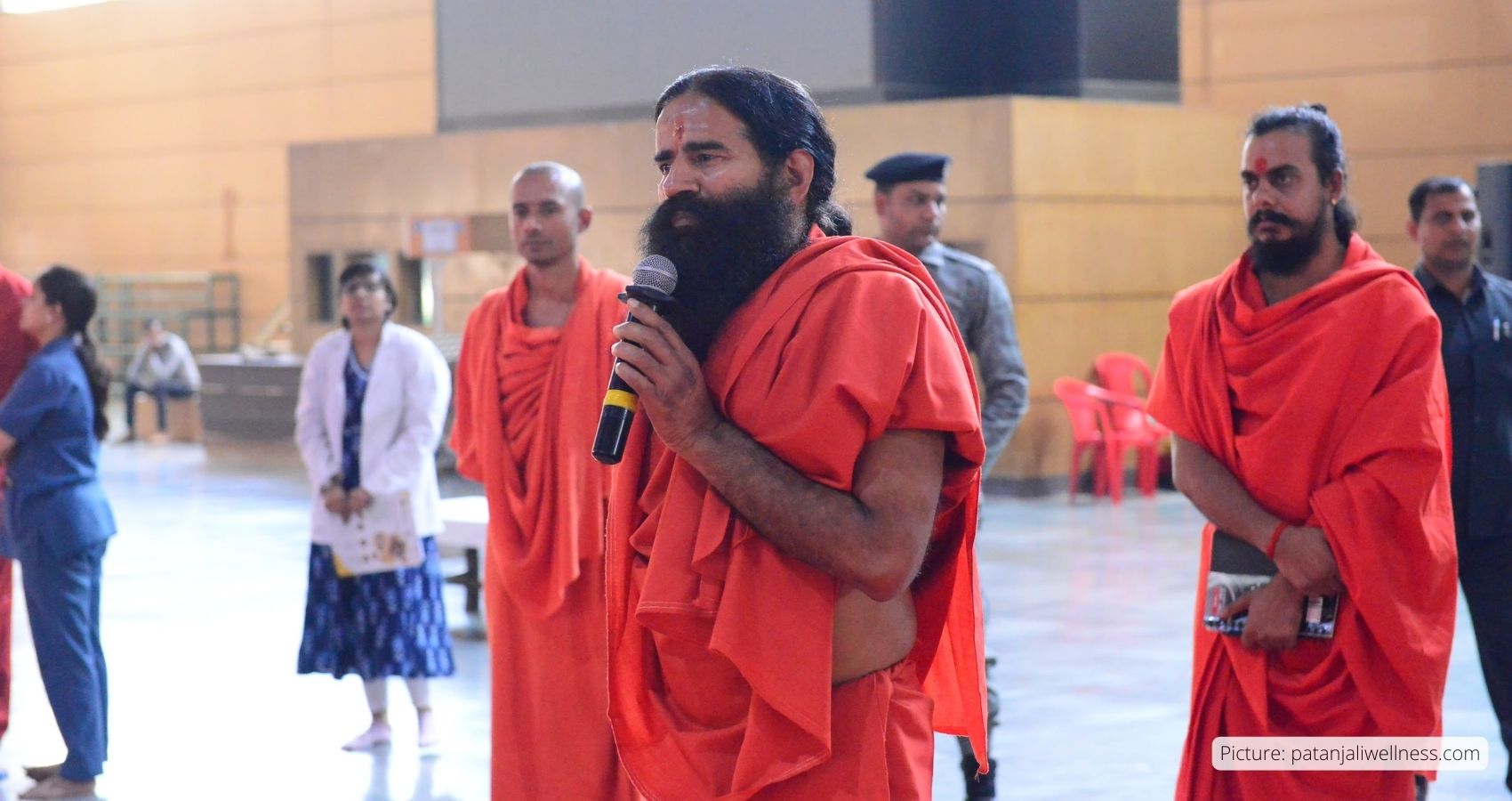 Feature and Cover Supreme Court Rejects Ramdev's Apology Questions Uttarakhand's Action on Patanjali Advertisements