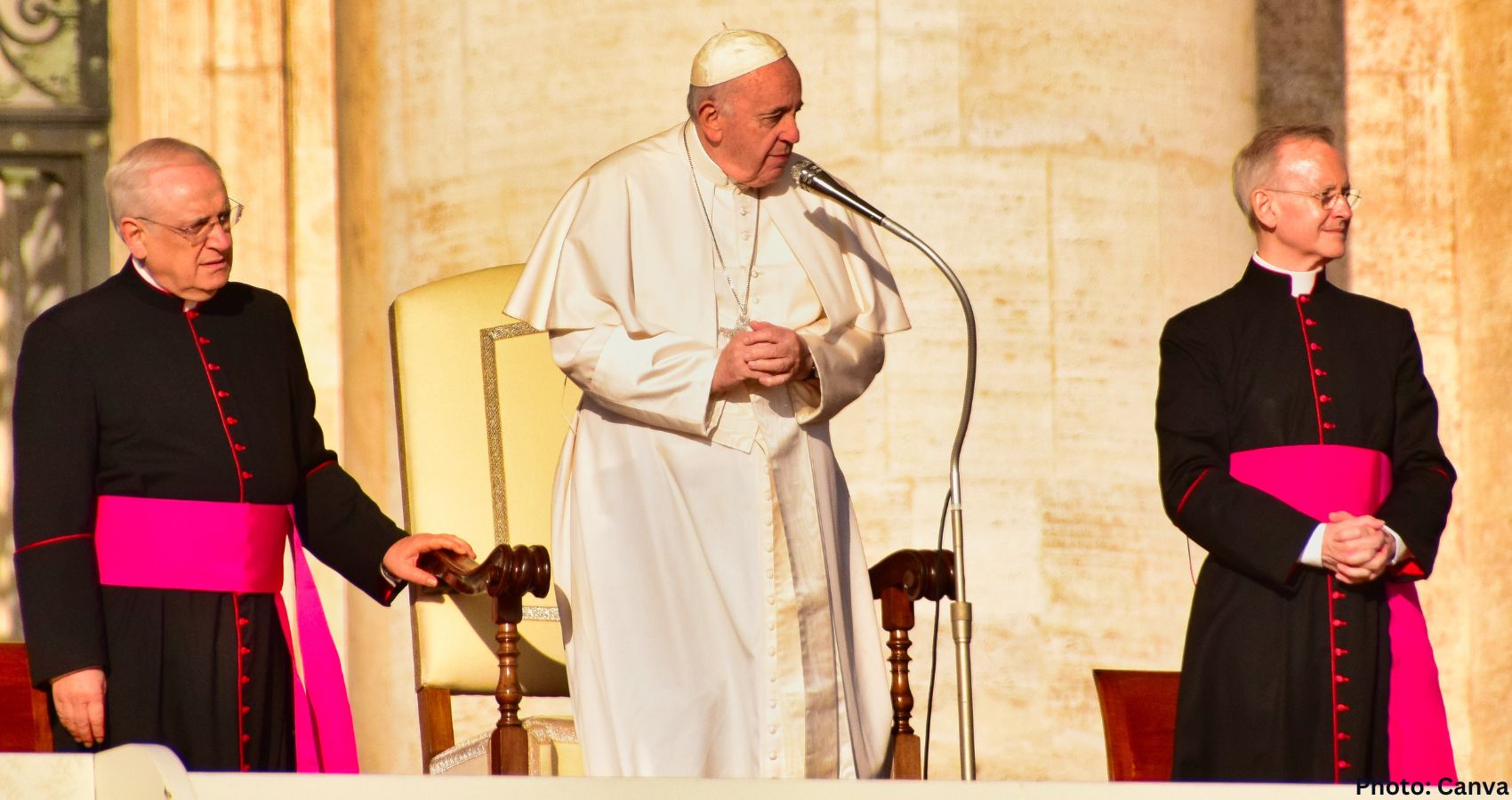 Feature and Cover Pope Francis Inspires Loyola University Delegation with a Call to Embrace Roots Justice and Hope