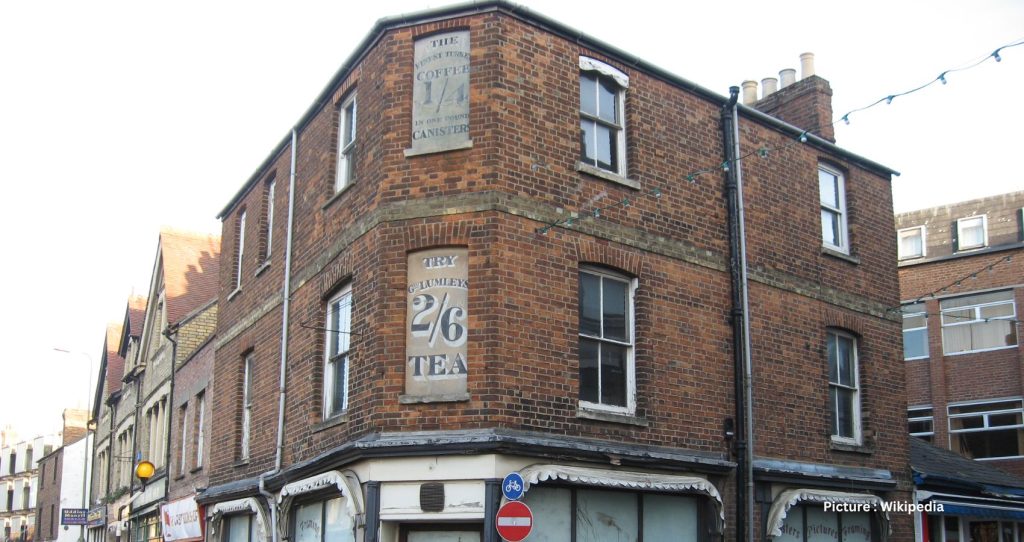 Featured & Cover Japan's Vacant Housing Crisis Nine Million Homes Empty as Population Decline Continues