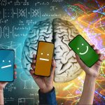 Featured & Cover Smartphones are Damaging Our Brains and Limiting Our Joy Warns Neuroscientist