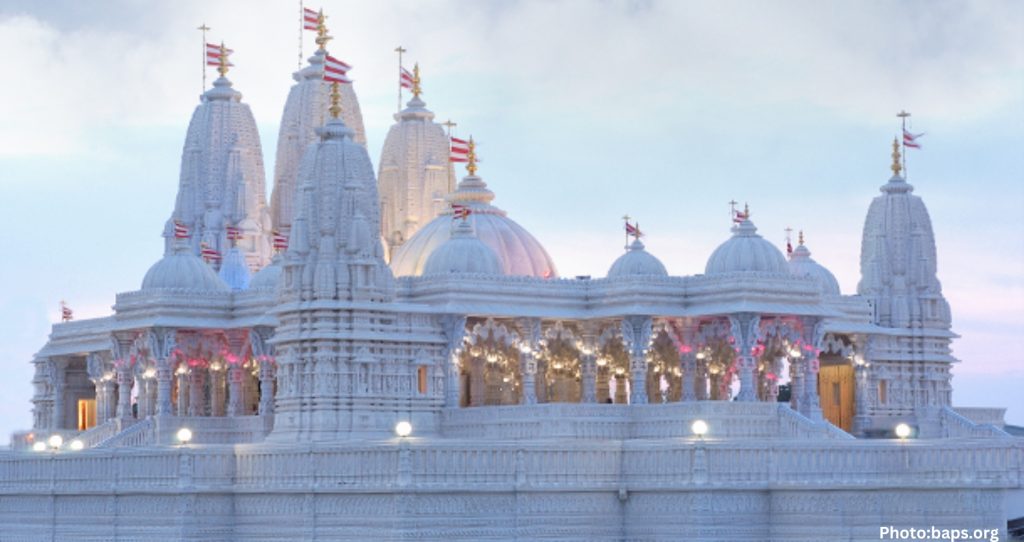 BAPS Melville Mandir Vandalized with Anti-India Graffiti, Community Rallies for Peace