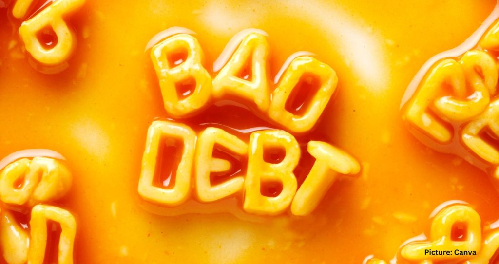 US Banks Write Off Billions in Bad Debt as Delinquencies Surge