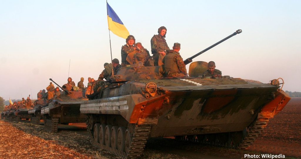 Ukraine Accuses Russia of Using Ballistic Missile in Dnipro Strike Amid Renewed Instability