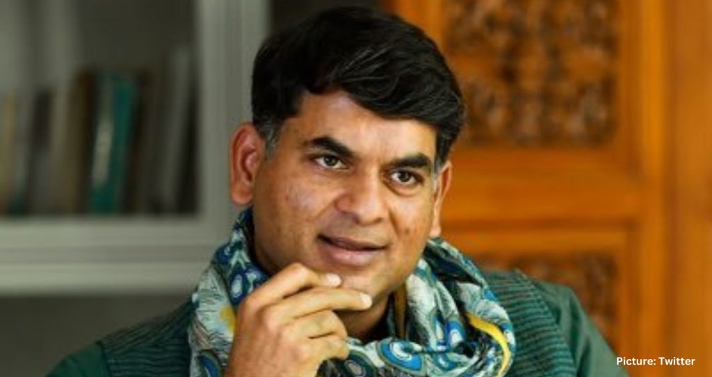 Featured & Cover Saurabh Dwivedi Honored by FIA New England for Contributions to Journalism