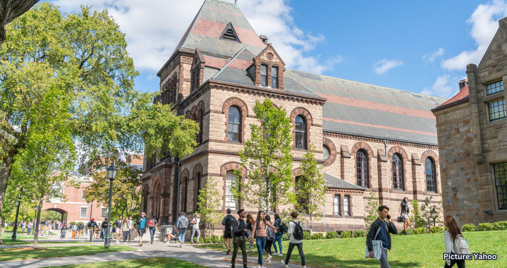Universities Urge International Students to Avoid Summer Travel Despite Policy Shift