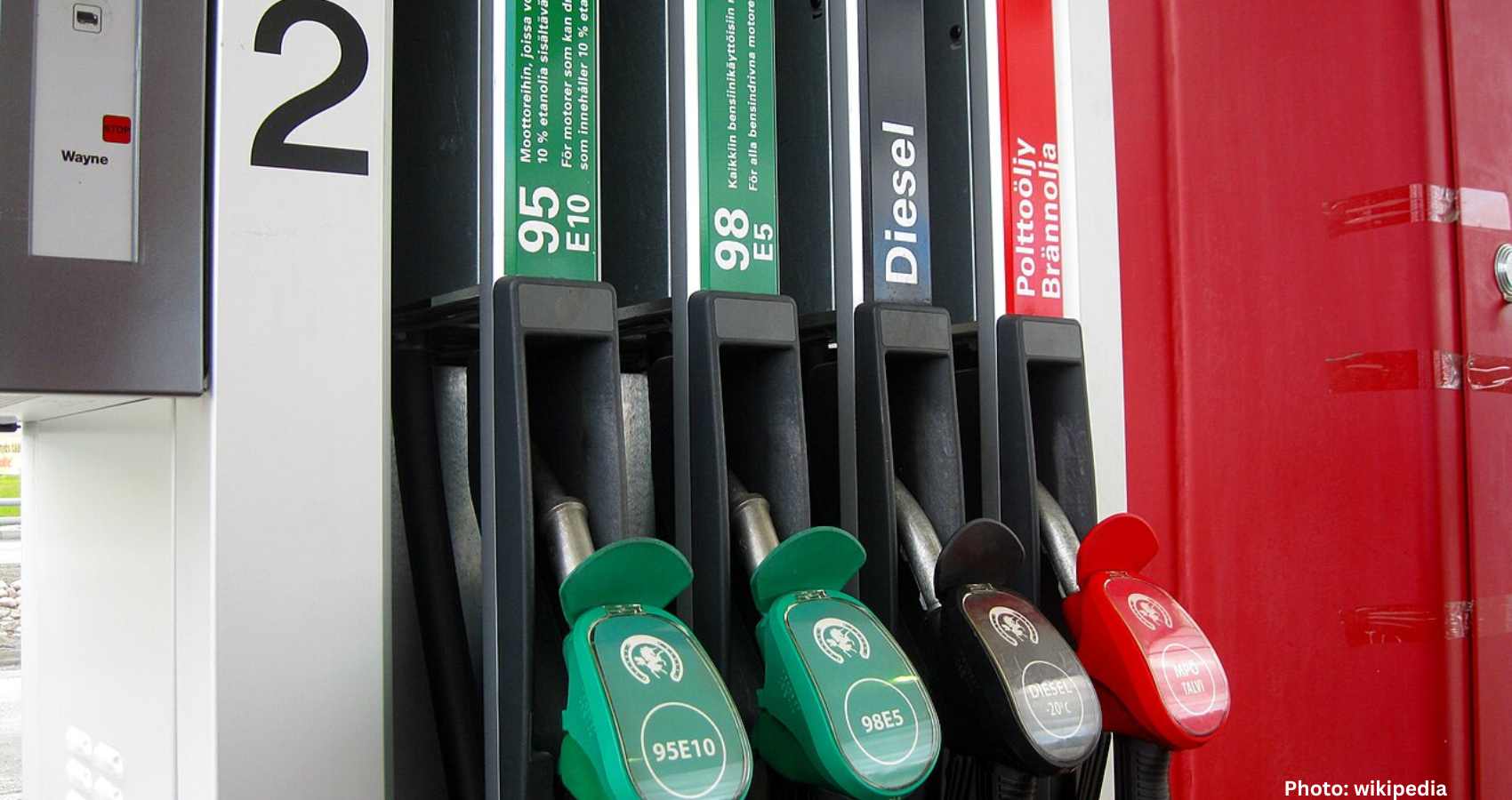 Memorial Day Gas Prices Hit 20-Year Low, Encouraging More Road Trips