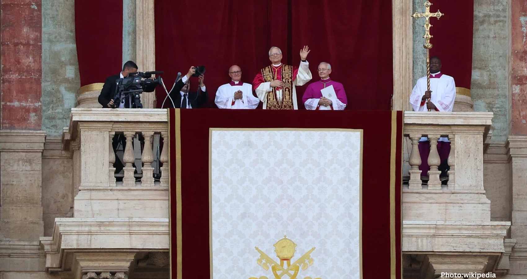 Feature and Cover Pope Leo XIV Urges Peace in Ukraine and Gaza in First Sunday Blessing as Pontiff