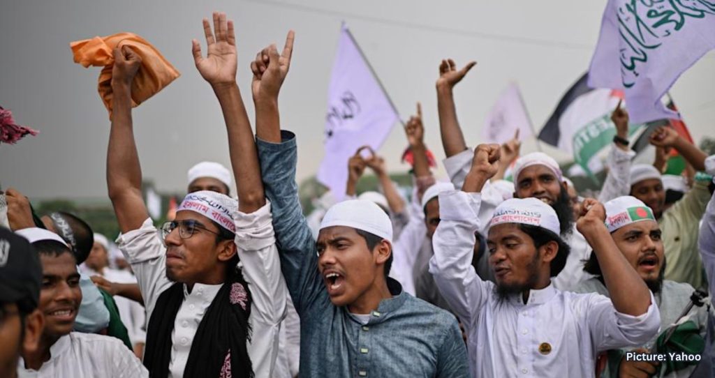 Thousands Rally in Bangladesh Against Proposed Women’s Rights Reforms