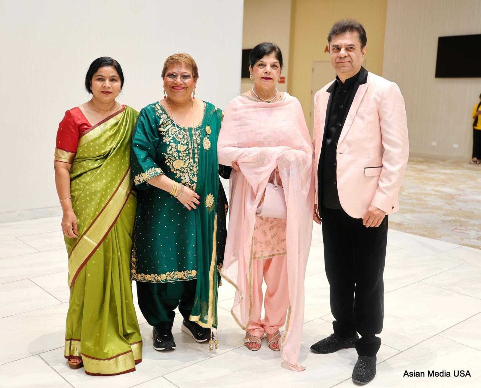 8 Priyanka Barve Captivates Chicago in Tribute to Legendary Divas at The Matrix Club