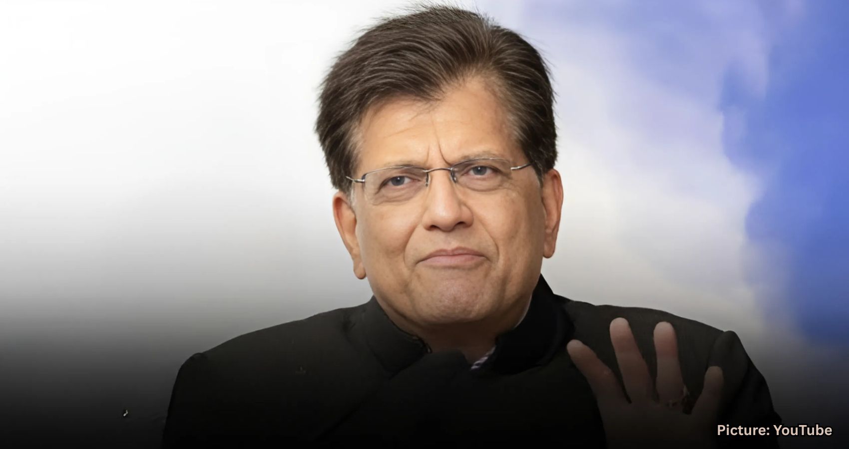 Piyush Goyal Courts Global Investors in Paris, Highlights India’s EV and Green Energy Potential