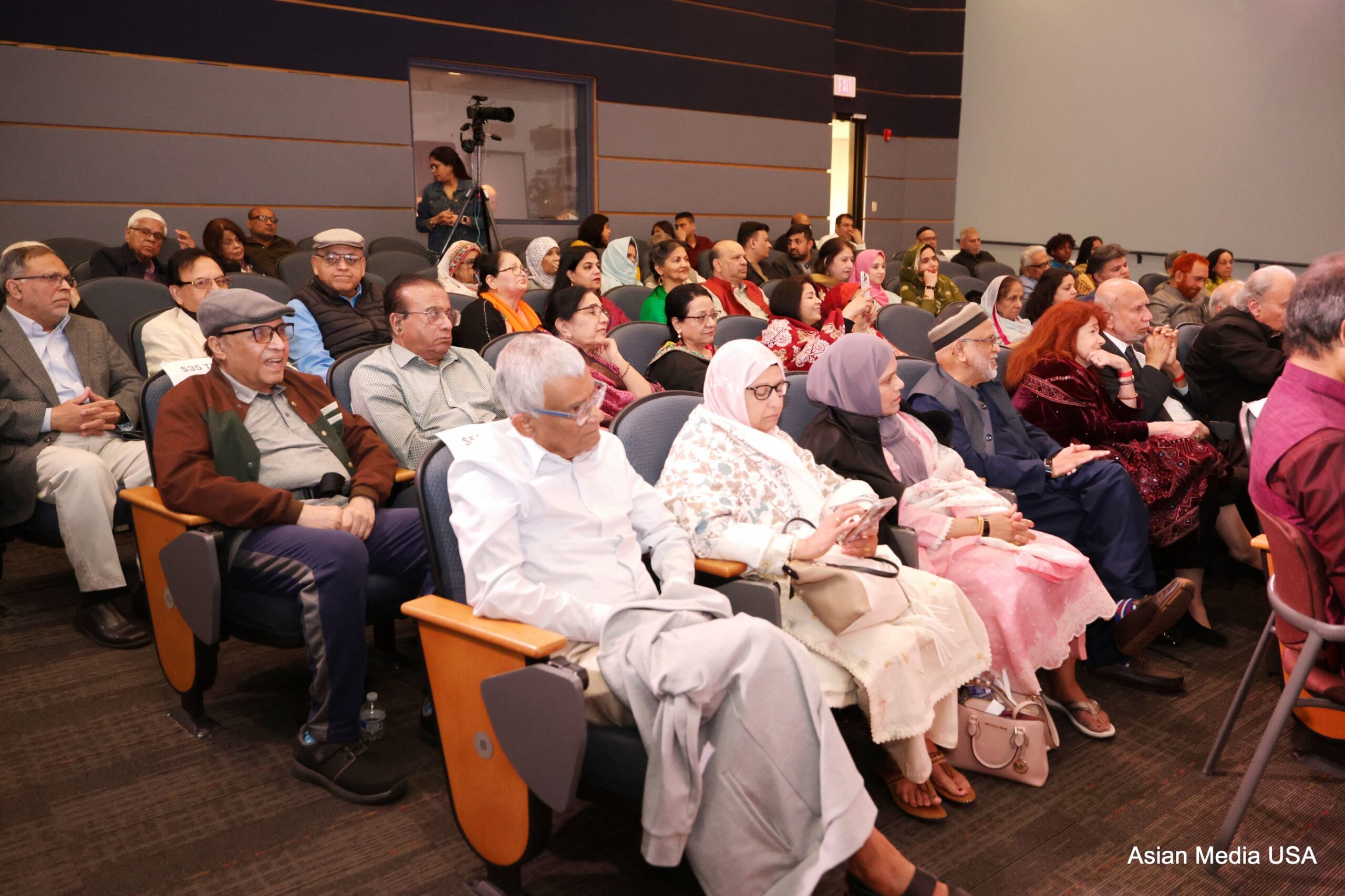 Soulful Evening in Schaumburg Celebrates Legacy of Ustad Ghulam Abbas Khan 3