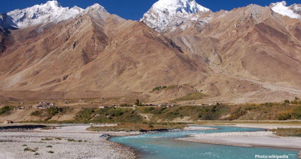 Heavy Snowfall Hits Zanskar Valley, Travel Advisory for High Passes