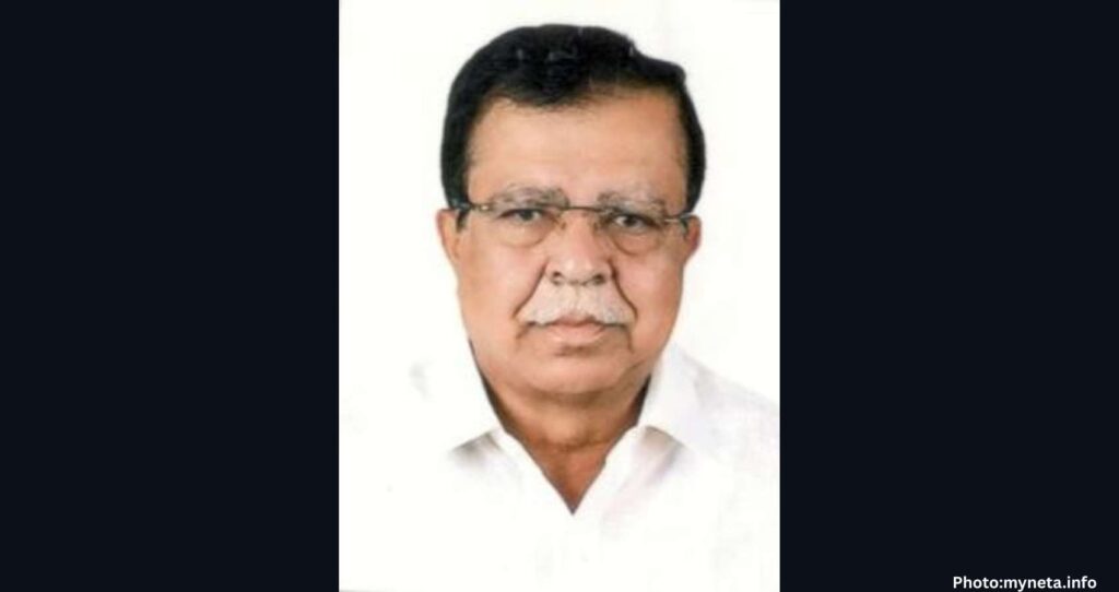 Ousted Karnataka Minister Alleges Conspiracy, Plans Meeting with Rahul Gandhi