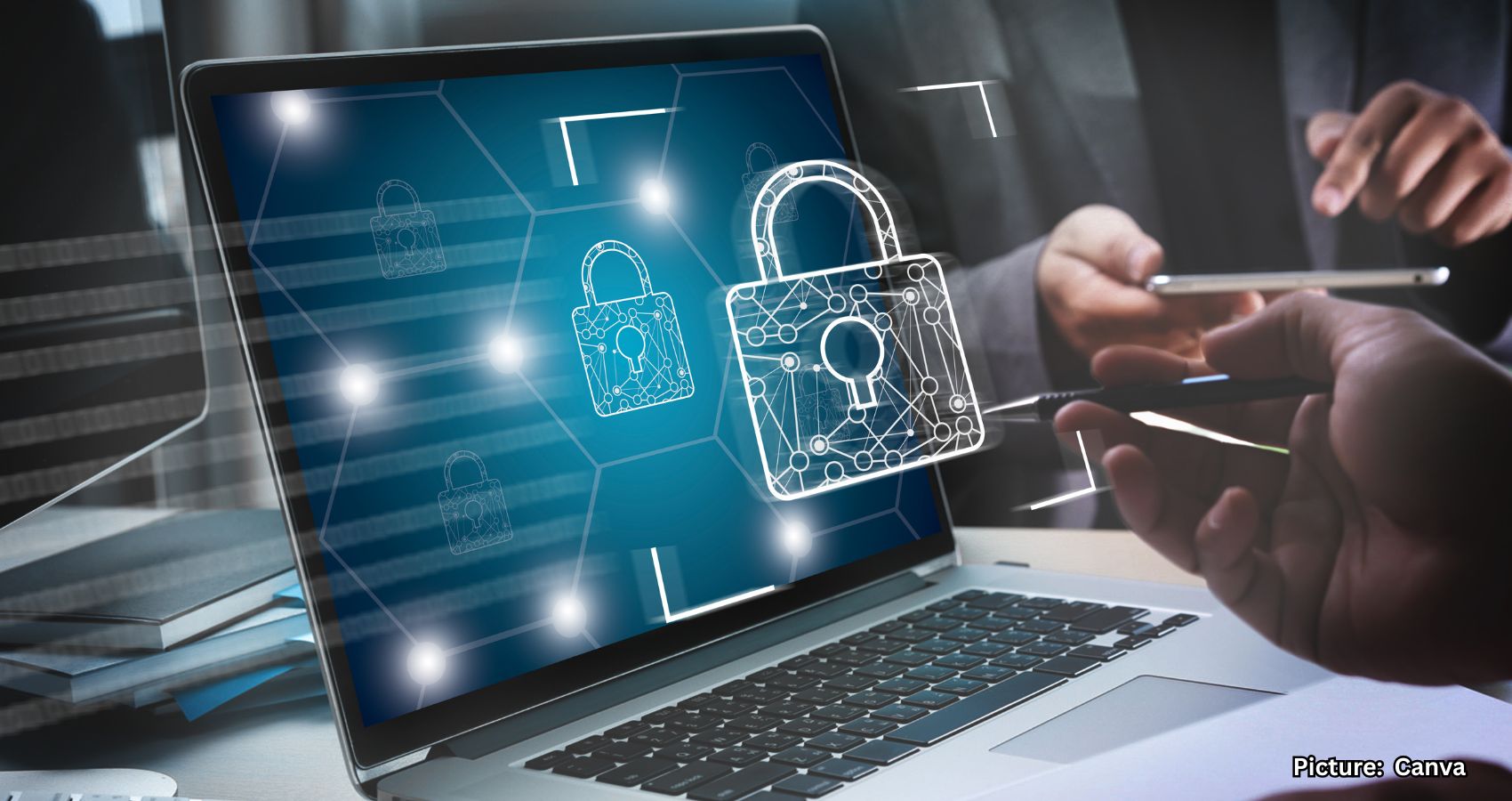 Featured & Cover Cybersecurity Expert Shares Tips to Prevent Online Shopping Tracking