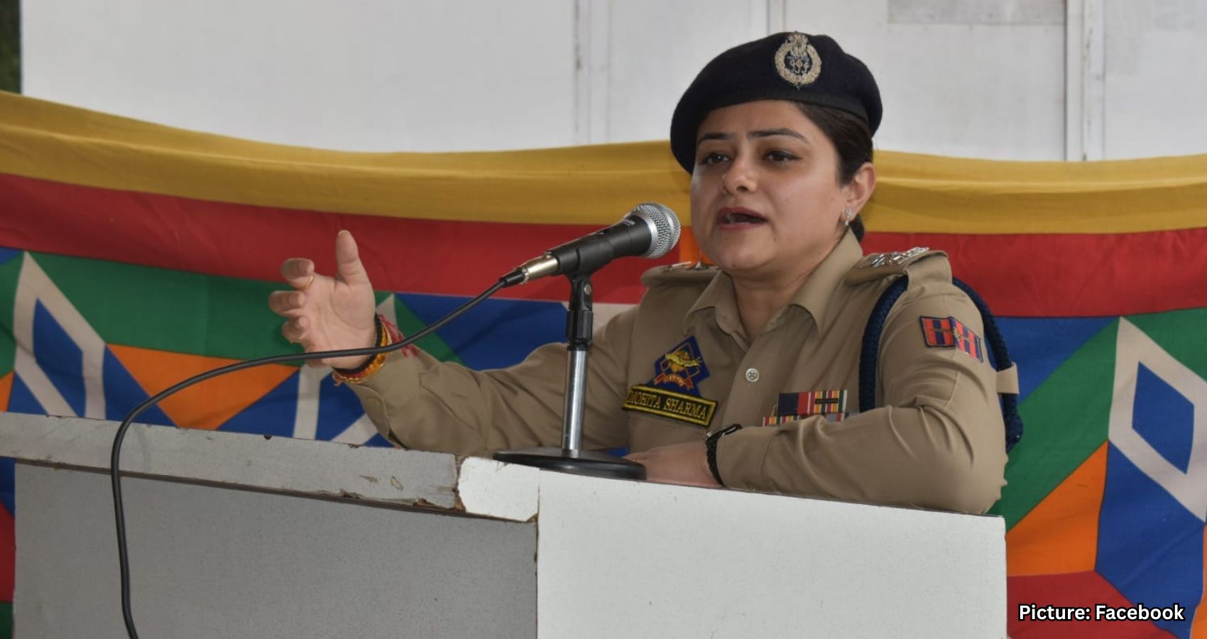 Female Police Officers Assume Leadership Roles in Kashmir’s LoC Districts
