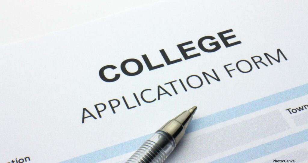 Indian-American Students Prepare for Upcoming College Application Season