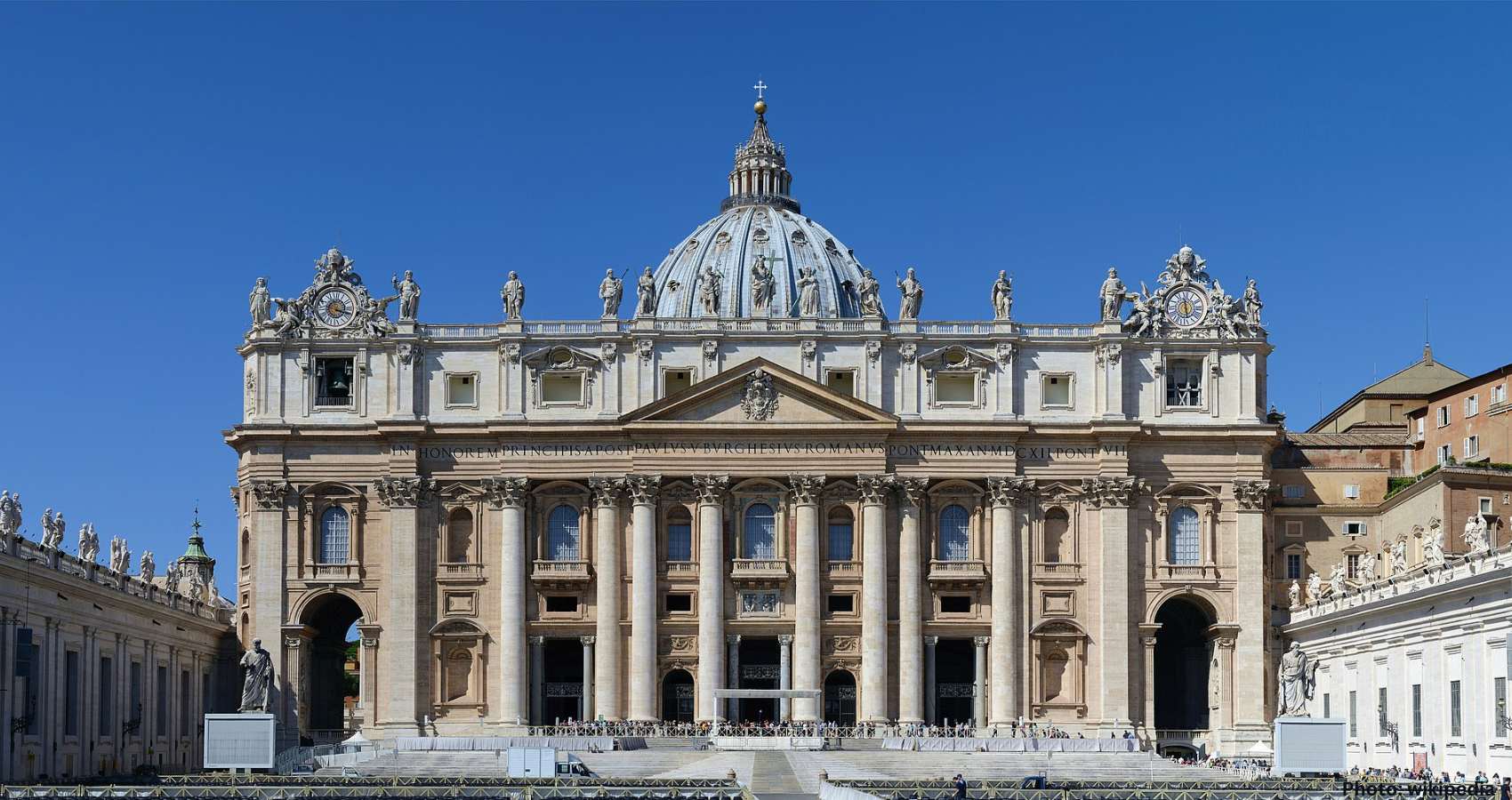 Feature and Cover Man Detained After Urinating on Main Altar at St Peter's Basilica