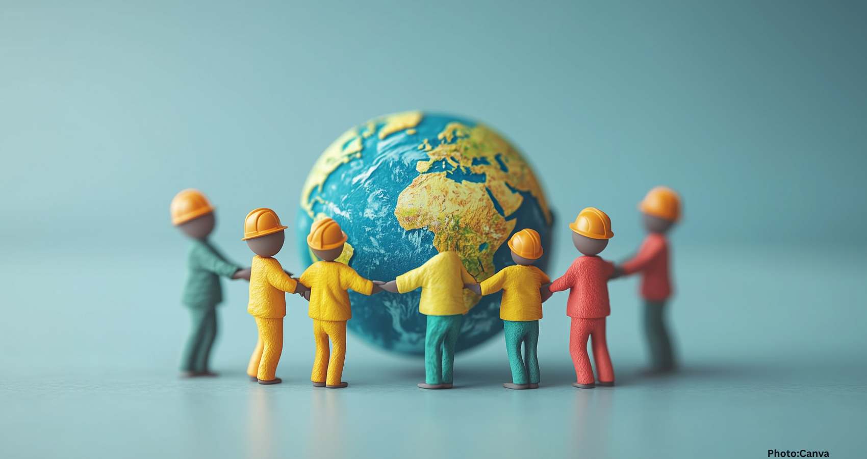 The Decline of Globalization and Potential Risks of Financial Crisis