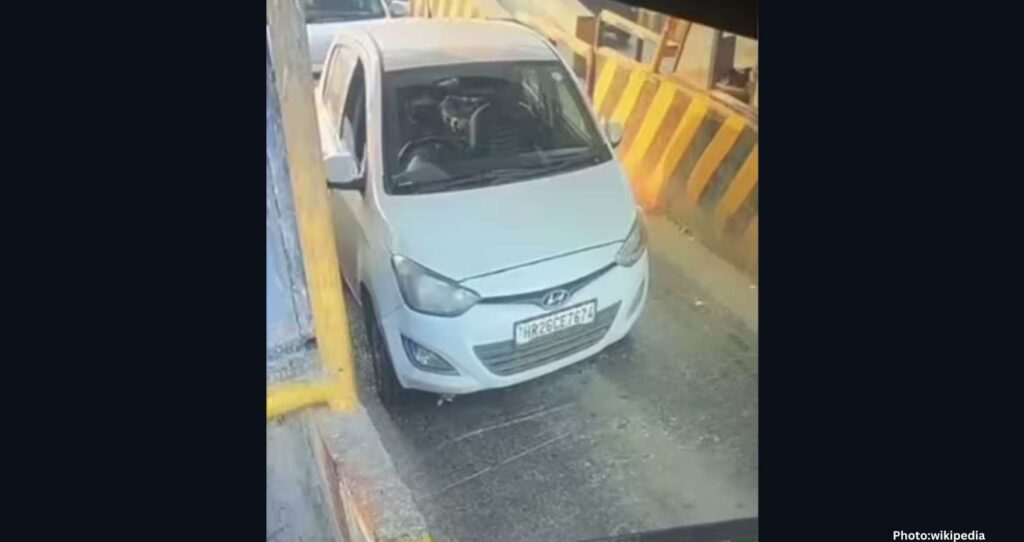 Feature and Cover Car Explosion Near Delhi's Red Fort Kills Eight Injures 24