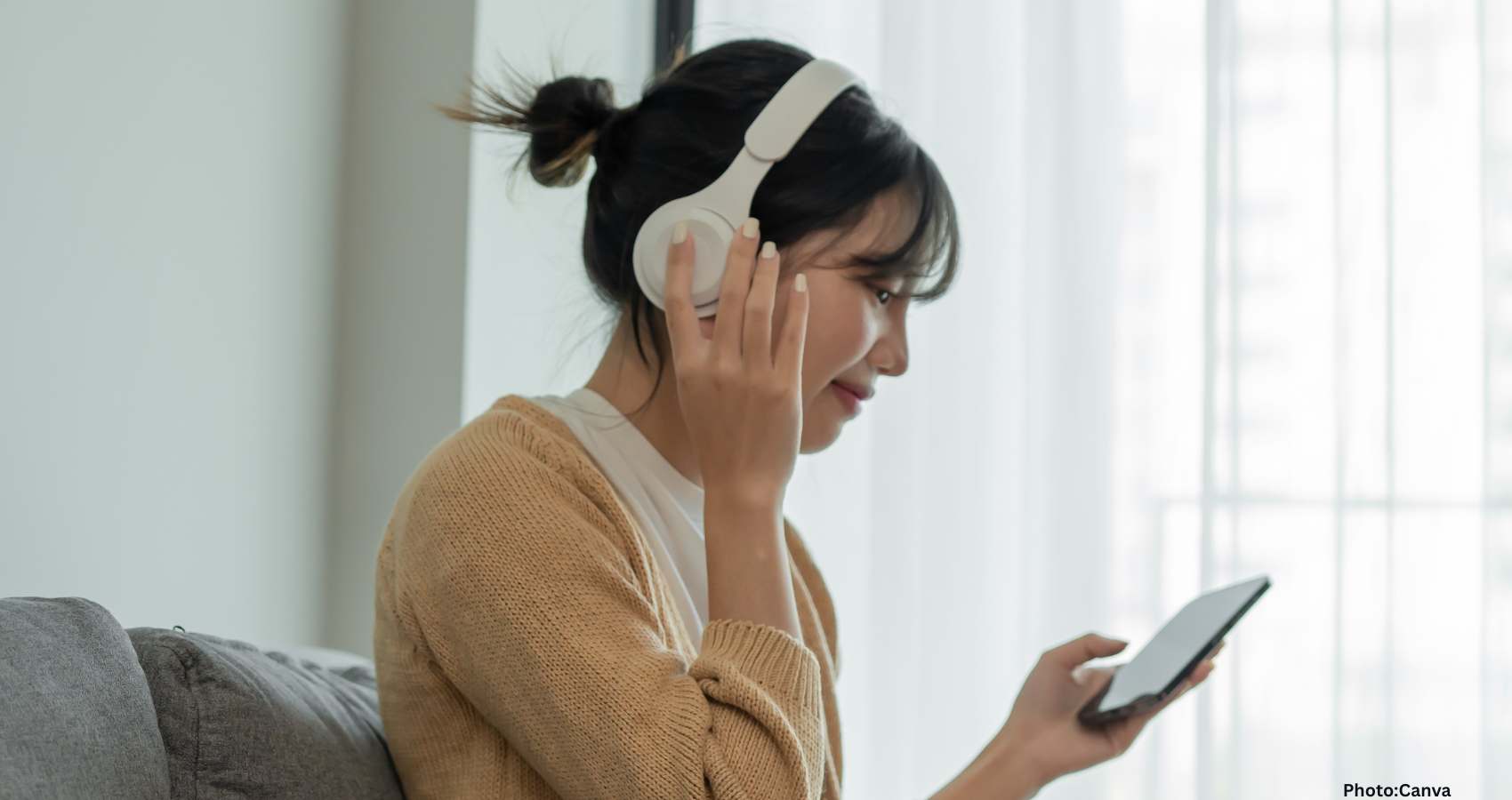 Feature and Cover How Music Listening Enhances Brain Function and Time Perception