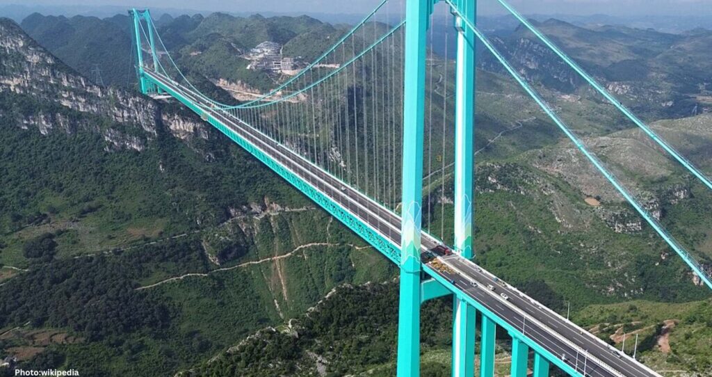 Major Bridge in China Collapses into River Months After Opening