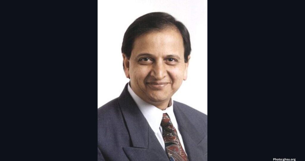 Author Connects Cutting-Edge Science with Indian Philosophy