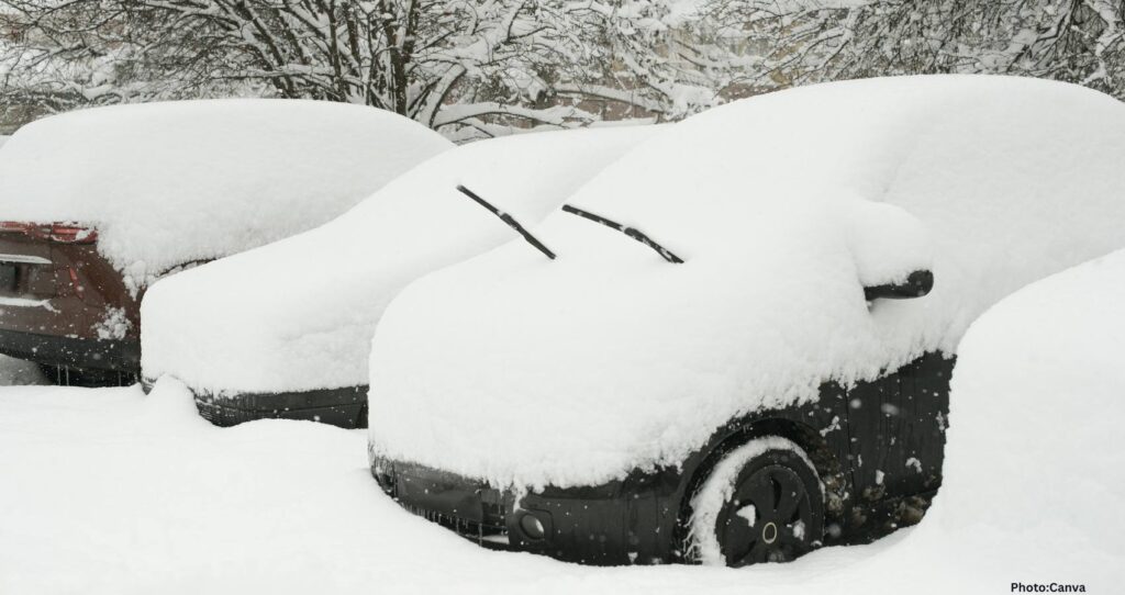 Heavy Snow Causes School Closures as New York Prepares for Nor’easter