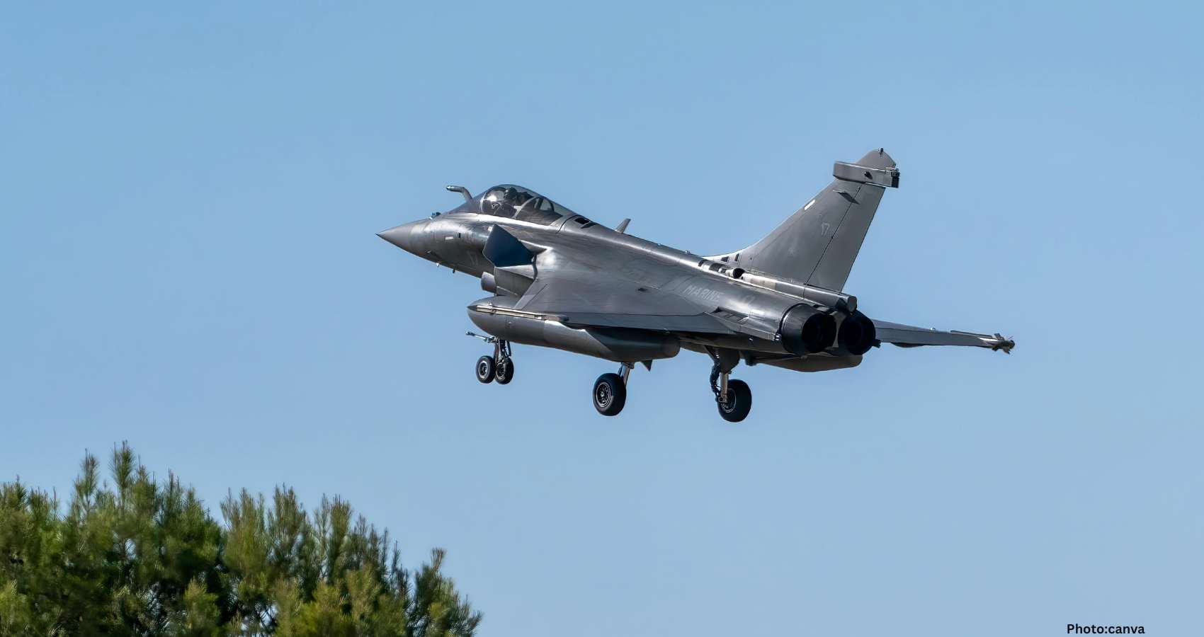 US Deploys Fighter Jets to Gulf of Venezuela Amid Rising Tensions