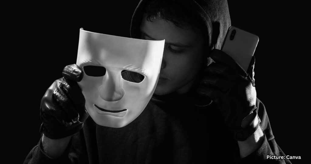 New Malware Threat Can Read Chats and Steal Money