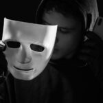 Featured & Cover New Malware Threat Can Read Chats and Steal Money