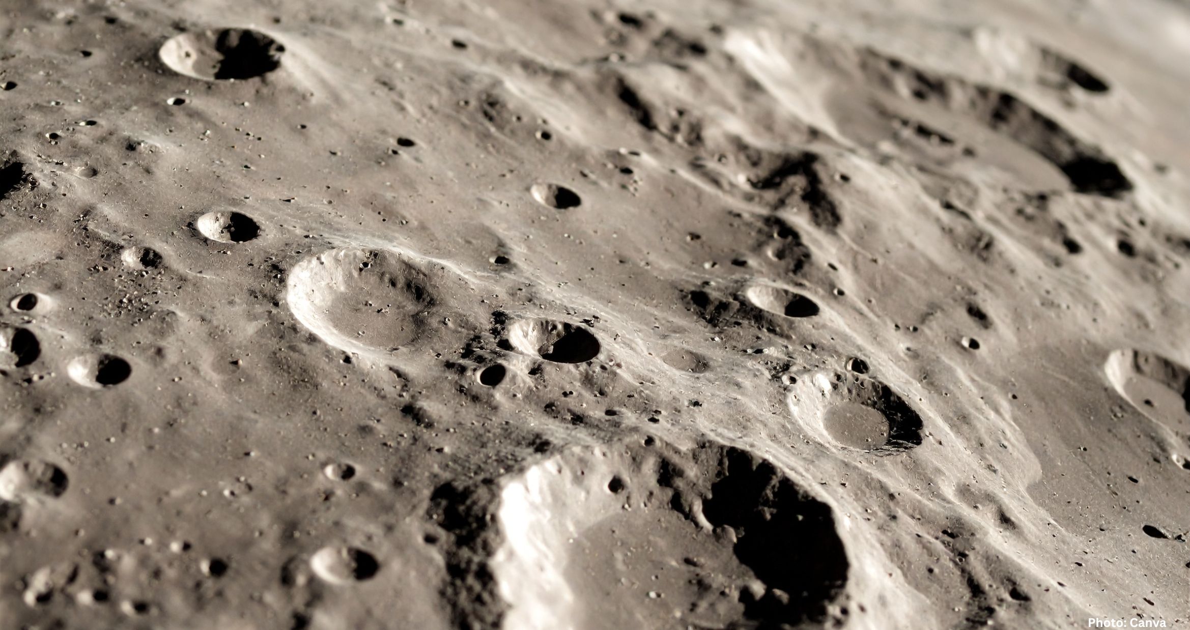 Feature and Cover Orbiter Images Reveal Lunar Modules from First Two Moon Landings (1)