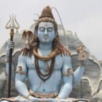 Feature and Cover Winter Ice Shivas Make Appearance in New Jersey Family Home