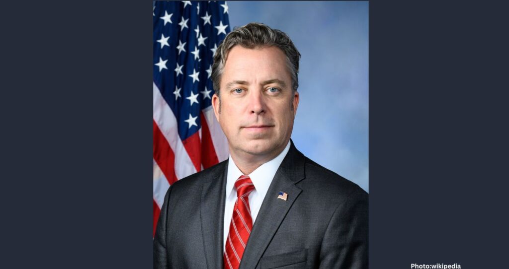 Featured & Cover House Conservative Proposes Immigration Overhaul to End Chain Migration