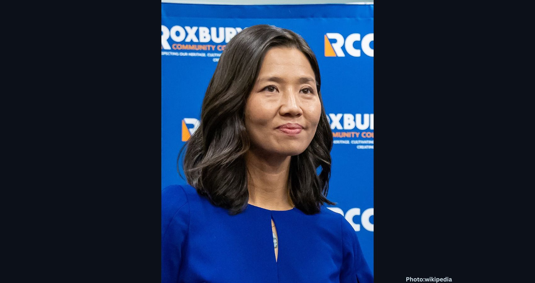 Featured & Cover Boston Mayor Rejects Funding for LGBTQ Migrant Wellness Benefits