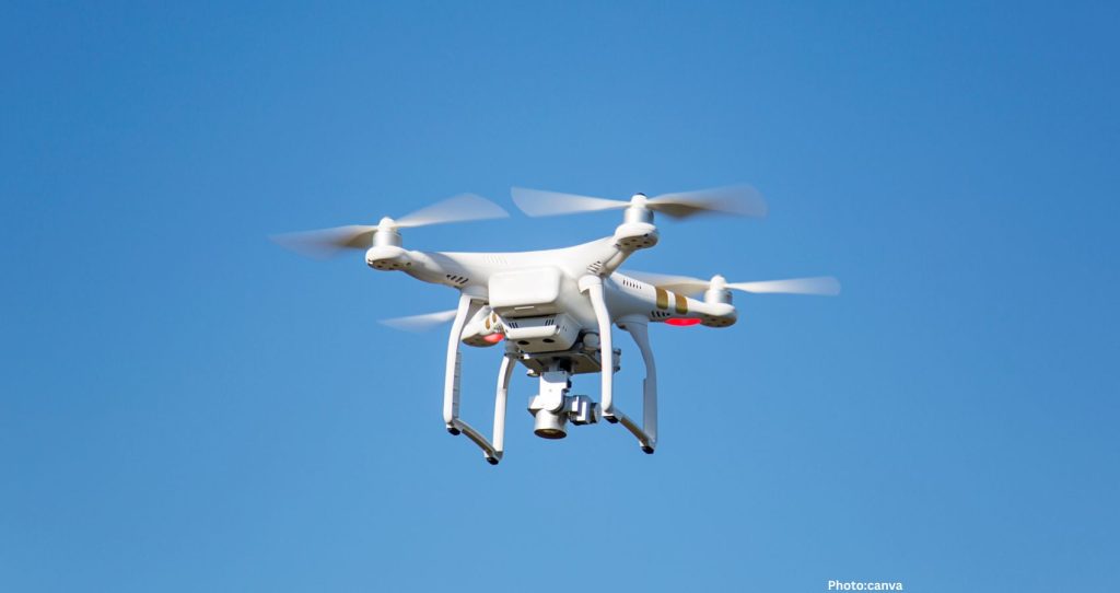 Drone Successfully Delivers Two Pizzas in Minutes