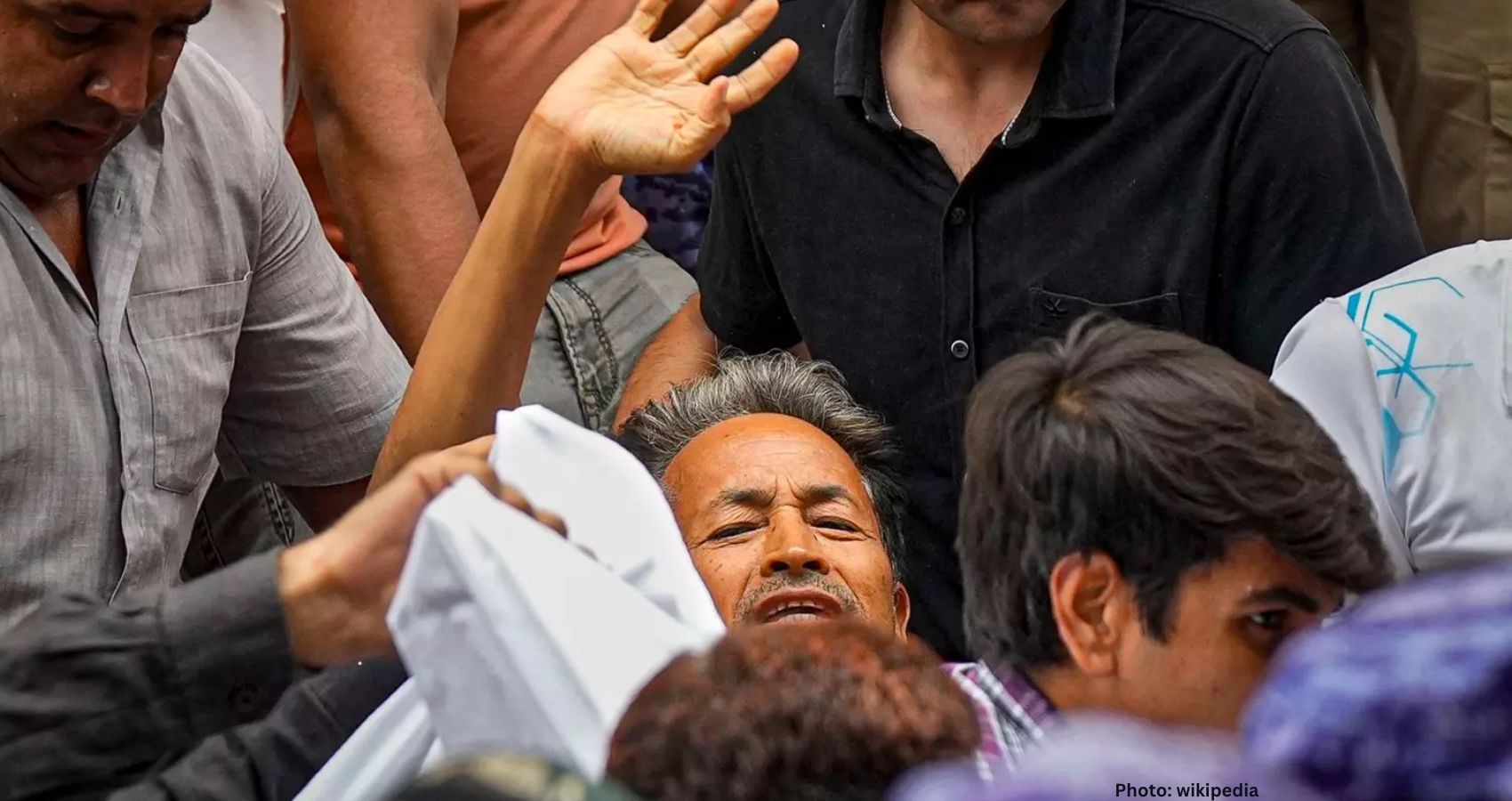 Activist Sonam Wangchuk Concludes 26 Day Hunger Strike for Education Reform