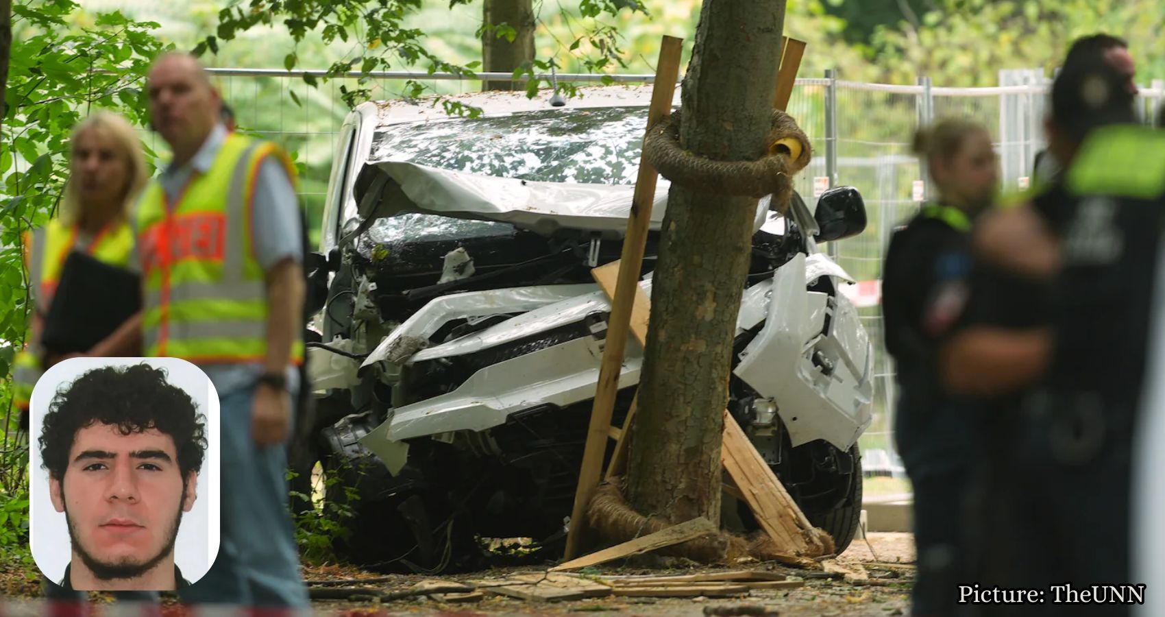 Featured & Cover Car Ramming