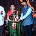 Featured & Cover Rani Mukerji and Salim Khan Receive Raj Kapoor Awards
