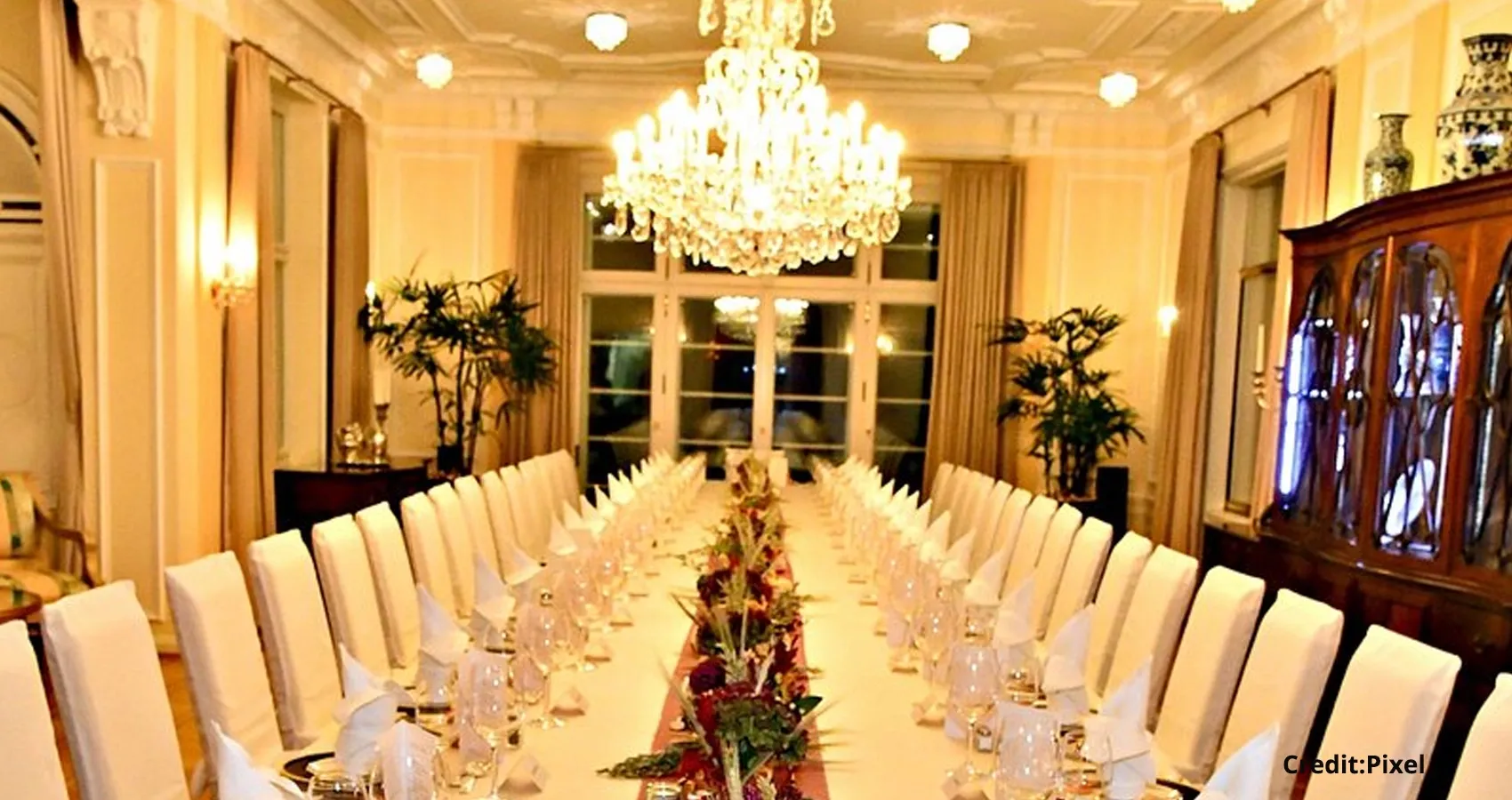 dinner party (1)